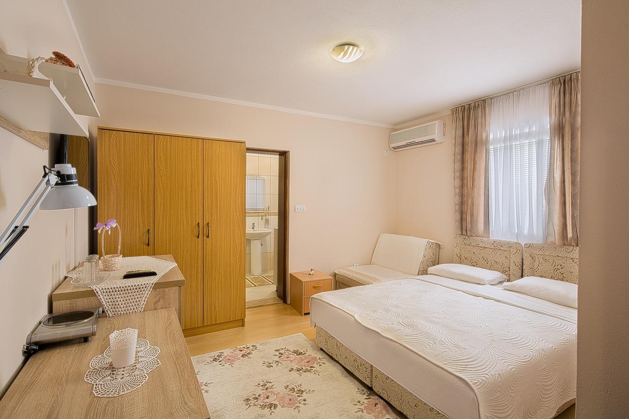 Apartmani Zeljko Vujovic Budva Exterior foto